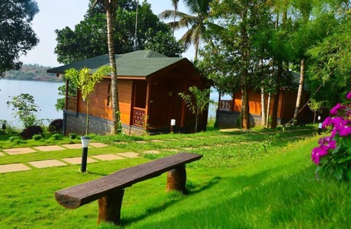 Vazhavatta Villa | LakeRose Wayanad Resort