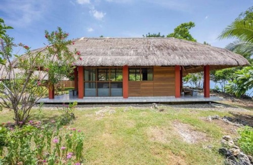 Ferrol House | LANTERN HOUSE at LILI CLIFF