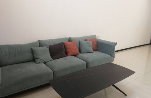 Southern District Apartment | Large, cozy and comfortable two-bedroom apartment