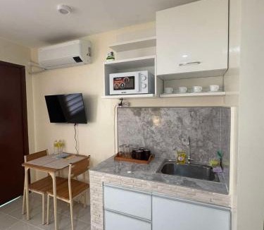 Balibago Apartment | Las Fallas Staycation