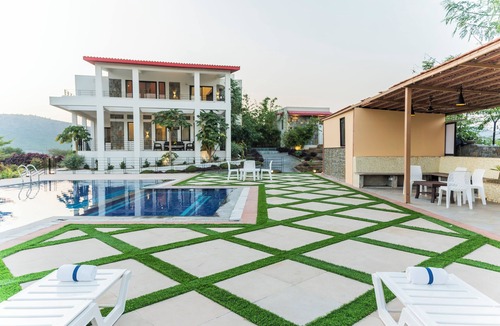 Udaipur District Villa | Lavish 5BHK Villa with Grand Garden, Private Pool & Elite Amenities