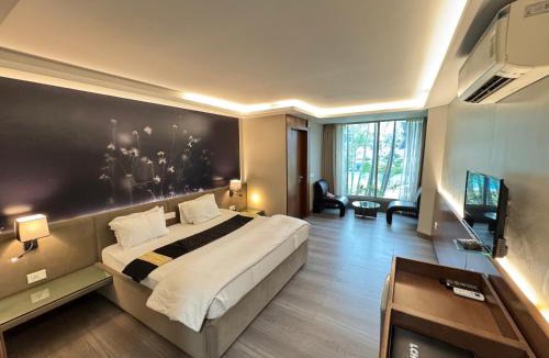 Indore Resort | LCH Fitness