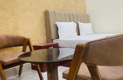 Danapur Hotel | Le Platinum Hotels & Banquet