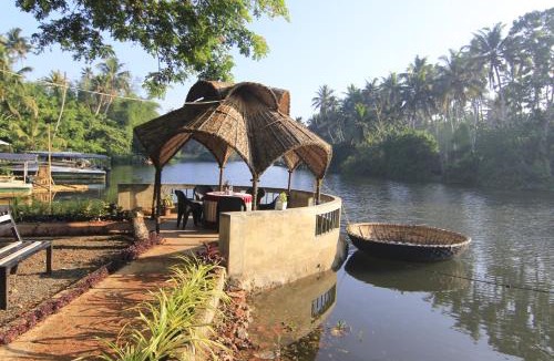 Poovar Hotel | Leela Backwater Inn