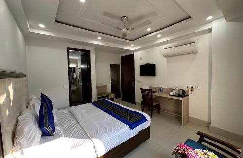 Chhatarpur Hotel | Lemon Green Residency - Hotel and Serviced Apartments