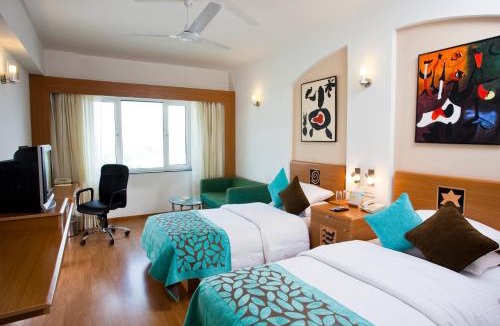 Navrangpura Hotel | Lemon Tree Hotel, Ahmedabad