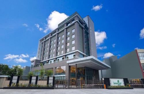 Jhansi Hotel | Lemon Tree Hotel, Jhansi