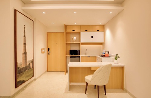 Gurugram Hotel | Lemon Tree Suites Gurugram