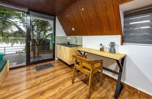 Kochi House | Liara Haven River side Villas