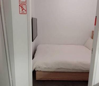Ren'ai District Hostel | Light Inn