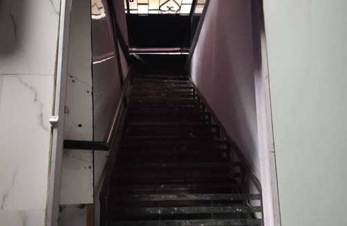 Mumbai House | Live like a Mumbaikar (by Alien Door)