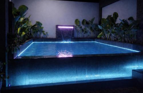Quezon Hotel | Locale District Boutique Hotel