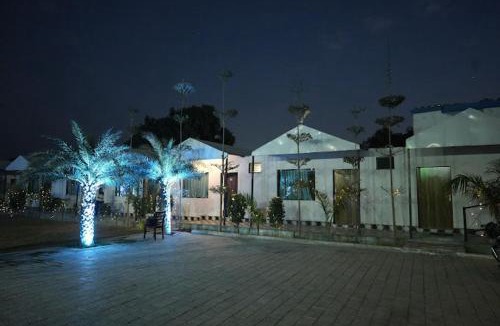 Rajawas Resort | Longdrive Restaurant Hotel & Resort
