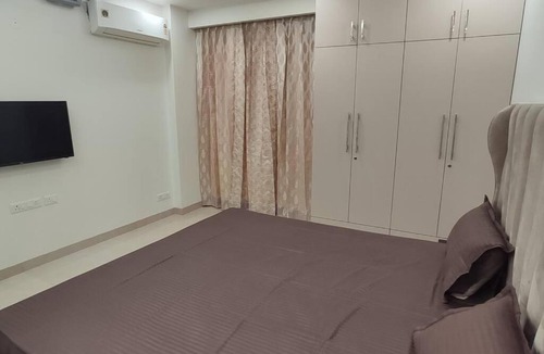Gurugram Apartment | Lovely 3 Bedroom Luxury Apartment in Gurgaon