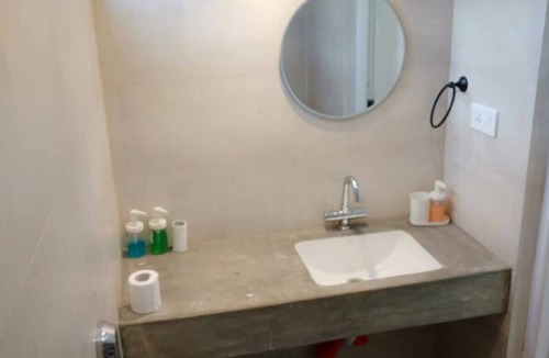 Sernabatim Apartment | Lovely double room with a balconyn