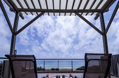 Big Beach House | LoveSea 126 House Inn