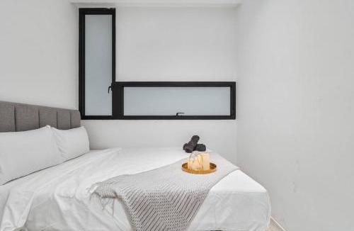 Tropicana Apartment | Lumi Tropicana-Luxury-3Bedroom-Golf View-8pax