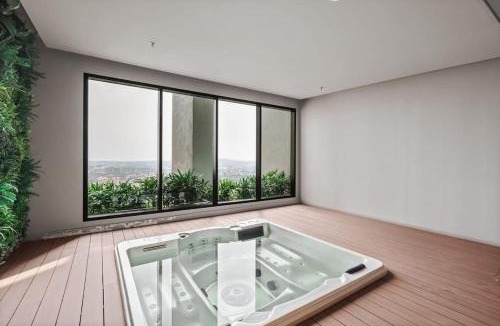 Tropicana Apartment | Lumi Tropicana Muji High Floor