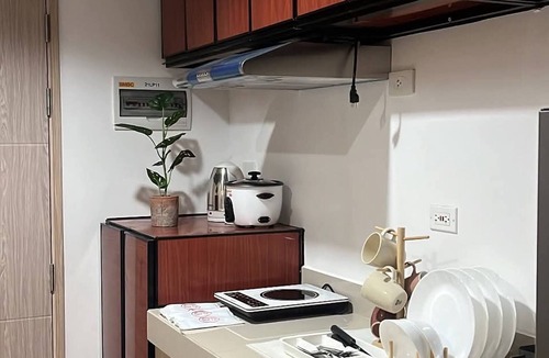 Dasmarinas Condo | Lux 2BR Sky Condo with 24-hr Security, Fully Airconditoned & Basement Parking