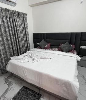 Jhansi Apartment | Luxe 2 BHK Apartment