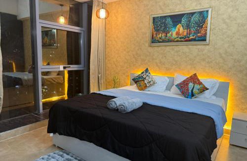 Noida Apartment | Luxe Haven - A luxury retreat