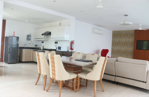Pilerne Villa | Luxe Loft Villa