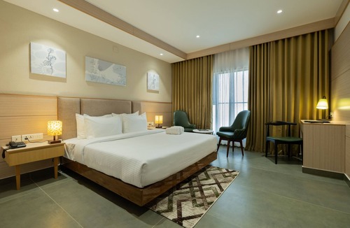 Palarivattom Hotel | Luxo Kochi