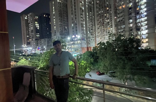 Vaishali Apartment | Luxurious 3 BHK Flat in Vaishali Ghaziabad NCR Near Vaishali metro Mahagun mall