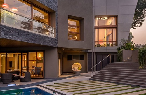 Pilerne Villa | Luxurious 4BHK Private Villa,Pool, Gym, Office, Lounge, Complimentary Breakfast