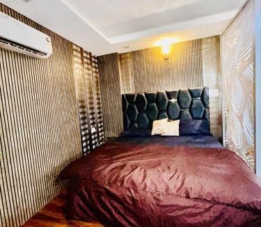 Panch Batti Apartment | Luxurious Modern Flat with Elegant Interiors