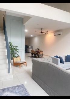 Kampung Pulau Meranti House | Luxury, Affordable and Spacious Private Villa with Swimming Pool & Jacuzzi for 20 plus ppl Cyberjaya