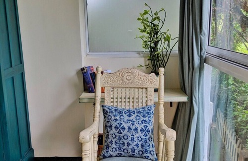 Siolim Apartment | Luxury Art-themed Apartment: The Contemporary Indian Suite