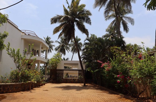 Bommayapalayam Villa | Luxury Beachfront Heritage Villa.