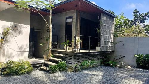 Malabag House | Luxury Tagaytay Staycation with Heated Pool - 25 Pax - Arcade - Near Tourist Spots
