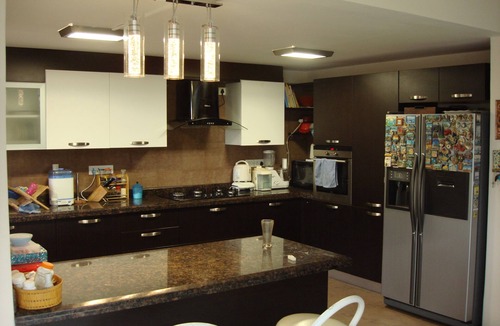 Agara House | Luxury Townhouse W Private Garden & Italian Kitchen