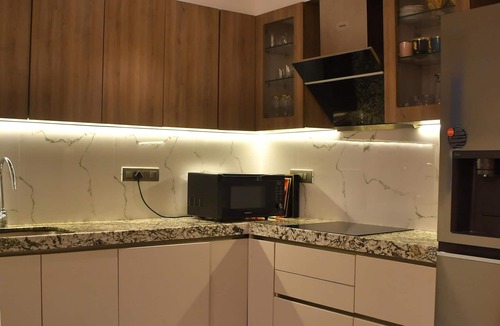 Mehdipatnam House | LuxuryHouse-3BR-Free Car & Driver-Balcony-WiFi