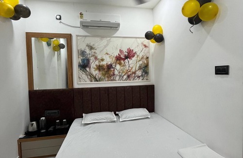 Siliguri Cabin | Mahaveer Lodge