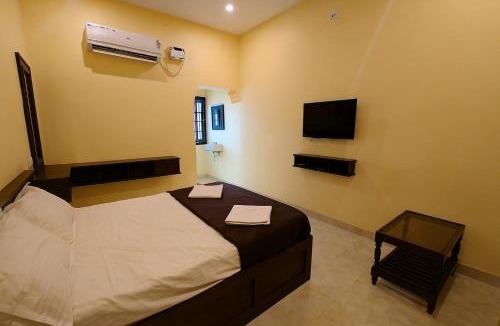 Tiruchendur Hotel | Malathi Residency