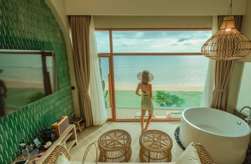 Khlong Khut Hotel | Maldives Beach Resort