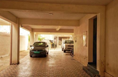 Madipakkam Apartment | Mama Rose Homestay in Palikarnai