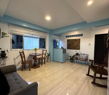 Legazpi House | Mamitas Transient