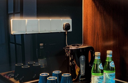 Kuala Lumpur City Centre Hotel | Mana-Mana Suites at Scarletz KLCC