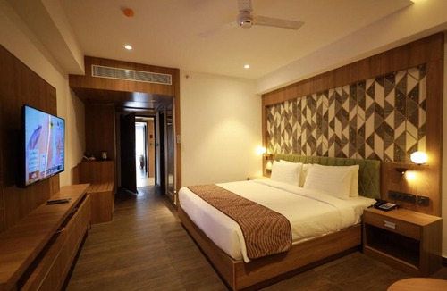 Thalassery Hotel | MANDARIN SKY