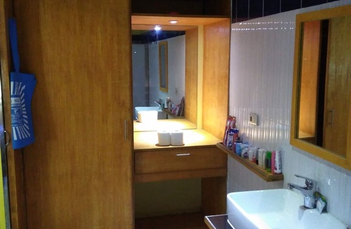 Barretto Hotel | Mango's Beachfront Resort