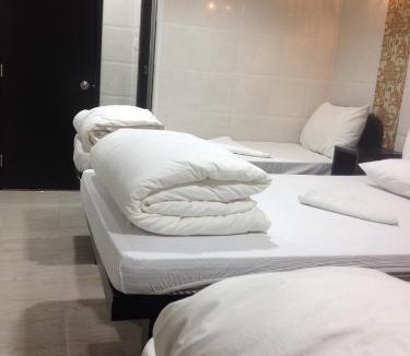Tsim Sha Tsui House | Manhattan Guesthouse