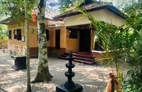 Onamthuruth House | Mannarasala Bilva homestay Allappey