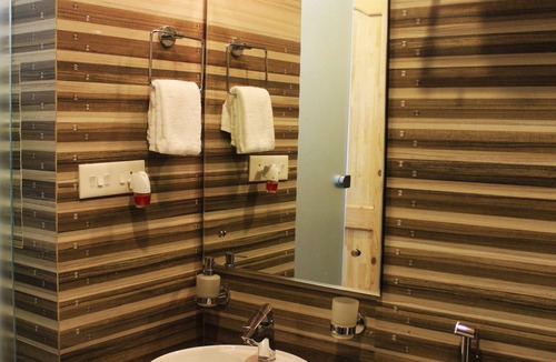 Rajbagh Hotel | Mannat Resorts