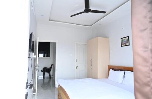 Almora Hotel | Mansarovar Heritage Inn