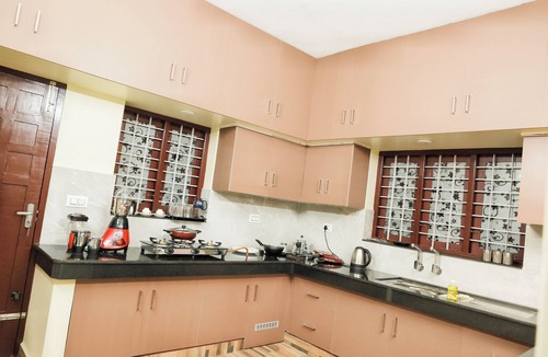 Thiruvananthapuram Apartment | Mansion Luxury service Villa