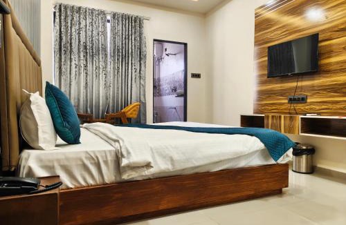 Vallabh Vidhyanagar Hotel | Marco luxury hotel